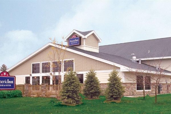 AMERICINN CHARLEVOIX (Charlevoix)